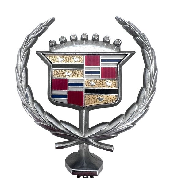 Vintage 80s Cadillac Hood Ornament Emblem Wreath & Crest Design Spring Mount - Picture 2 of 9